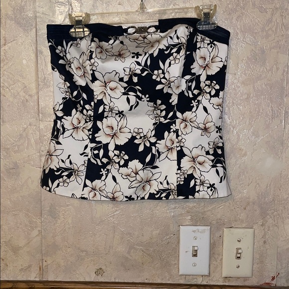 White House Black Market floral  Strapless Top (6) - Picture 2 of 7